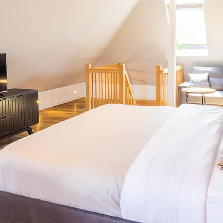 Διαμέρισμα Moderne Maisonette Mit Gartenzugang, Nur 7 Gehminuten Zum Strand, Parkplatz & Fahrradunterstellplatz *