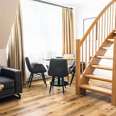 Moderne Maisonette Mit Gartenzugang, Nur 7 Gehminuten Zum Strand, Parkplatz & Fahrradunterstellplatz * Scharbeutz