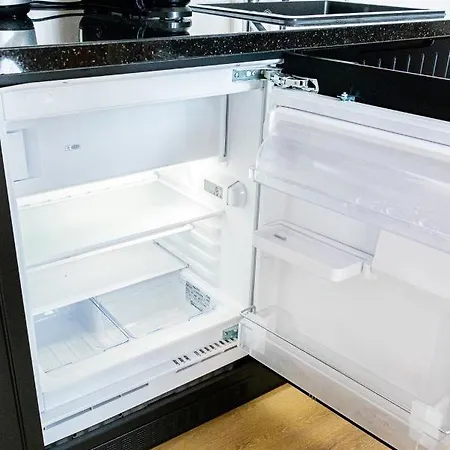 Moderne Maisonette Mit Gartenzugang, Nur 7 Gehminuten Zum Strand, Parkplatz & Fahrradunterstellplatz Διαμέρισμα