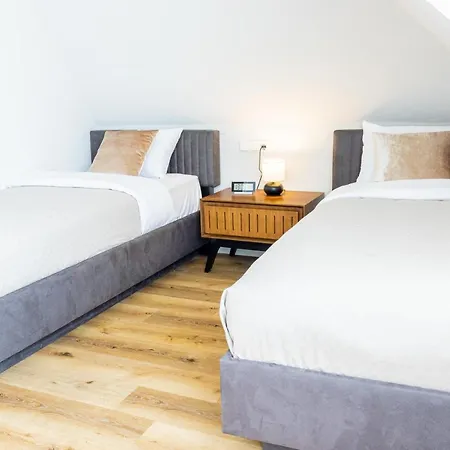 Moderne Maisonette Mit Gartenzugang, Nur 7 Gehminuten Zum Strand, Parkplatz & Fahrradunterstellplatz 아파트