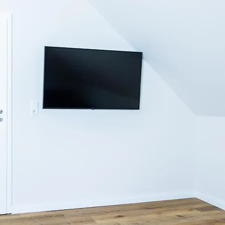 Moderne Maisonette Mit Gartenzugang, Nur 7 Gehminuten Zum Strand, Parkplatz & Fahrradunterstellplatz 아파트 *