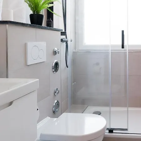 Moderne Maisonette Mit Gartenzugang, Nur 7 Gehminuten Zum Strand, Parkplatz & Fahrradunterstellplatz